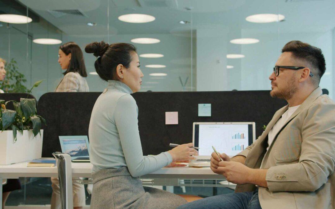 Imposter Syndrome at Work: Why You’re Afraid to Speak Up in Meetings (And How to Overcome It)